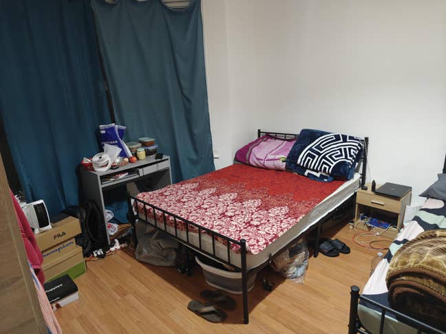 Spacious Room available in Manor park. Main Photo