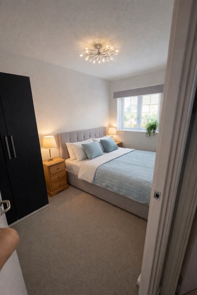 &pound;380 all bills included sharing room  Main Photo