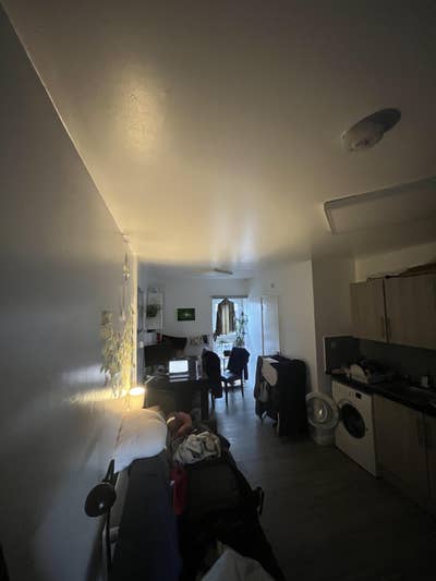 Double Room in 2 Bed Flat on Broadway Market Main Photo