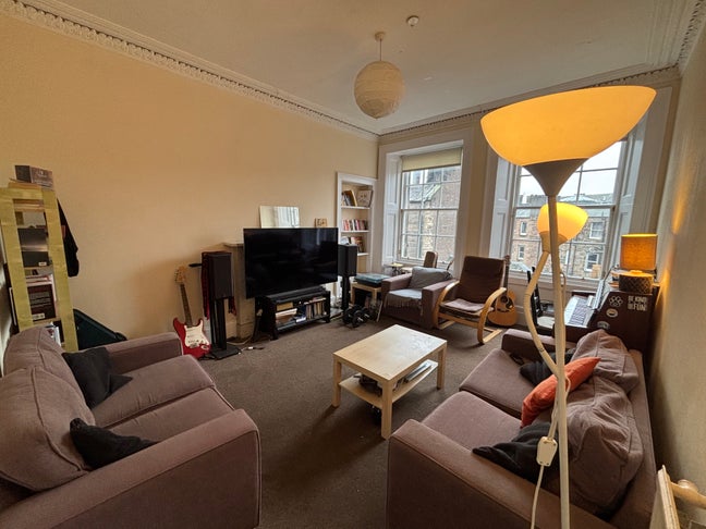 Nice cosy quiet room ~7 week let! Main Photo