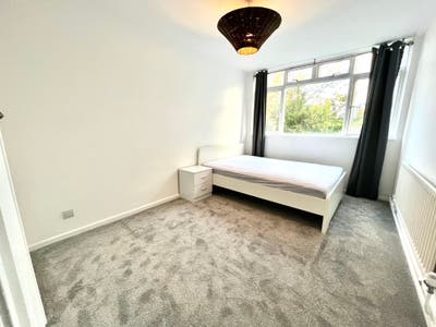 New Double in Southfields Street Main Photo