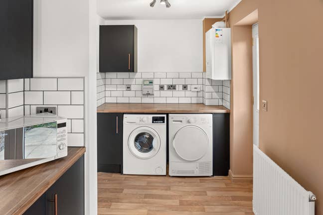 Amazing Studio in Buckthorn Road - PE7 Main Photo
