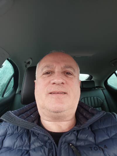 Professional Male seeks a double room Main Photo