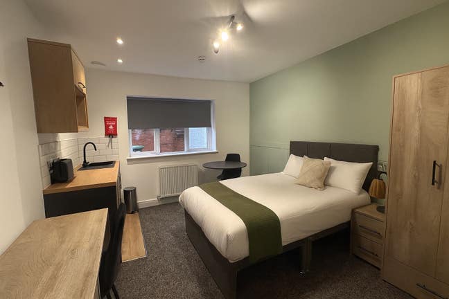 Brand New Studios - Close to City & Hospital! Main Photo