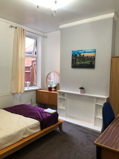 Bills inc, Large double room, great location Main Photo