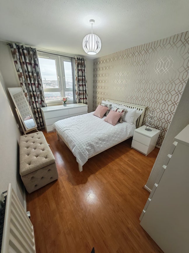 Flatmate needed Main Photo