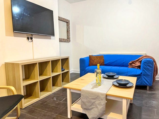 Haddon Road, Burley, Leeds Main Photo