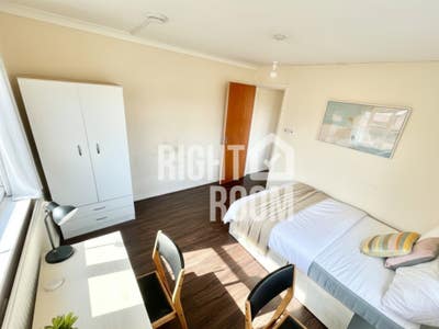 2 Affordable DBL Rooms | Canning Town | Beckton  Main Photo