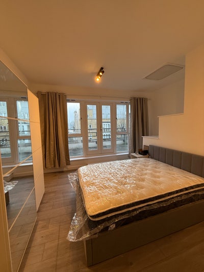 Brand new en-suite Gym&bills inc Canary Wharf  Main Photo