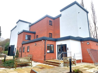 1 Bedroom Apartments in Edgbaston &pound;800pcm Main Photo