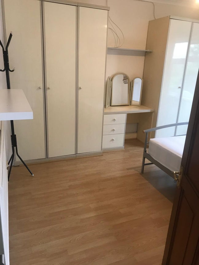 Feels like HOME Main Photo