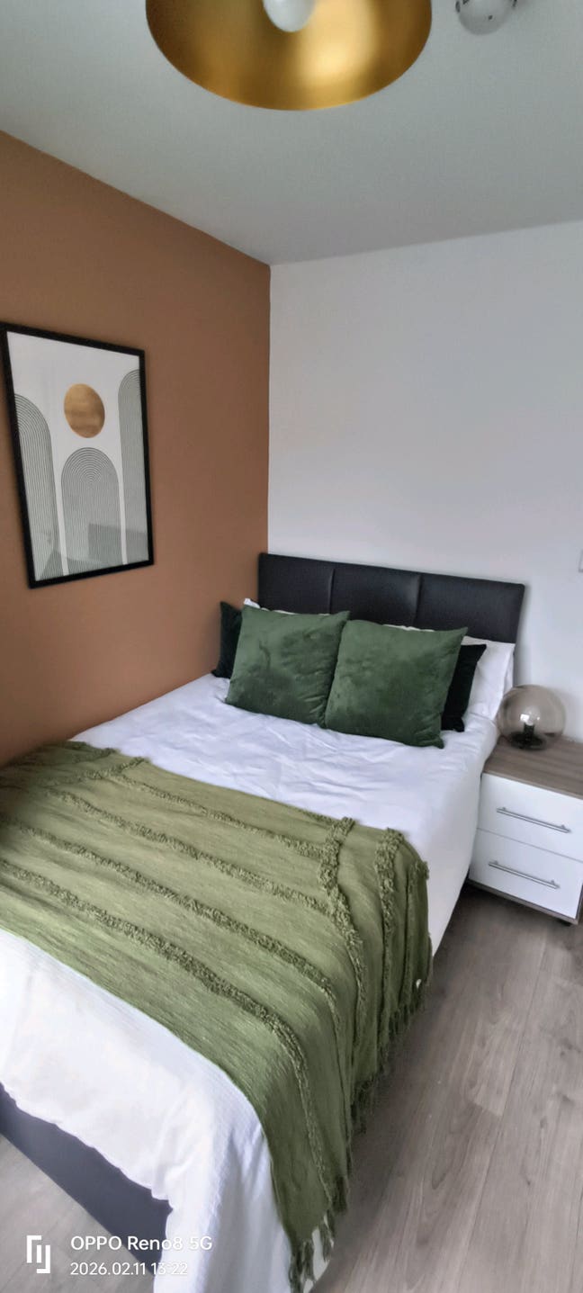 Stunning house share in IP1 with parking Main Photo