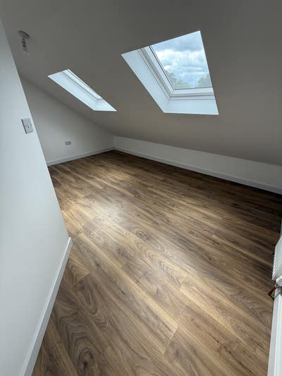 Double room to let Goodmayes close to station Main Photo