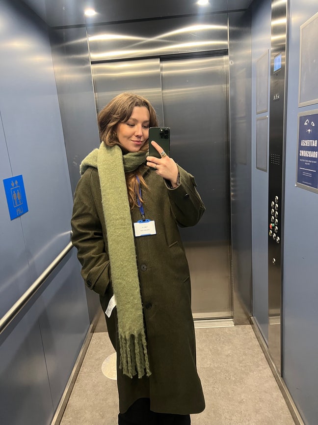 29 y/o female  Main Photo