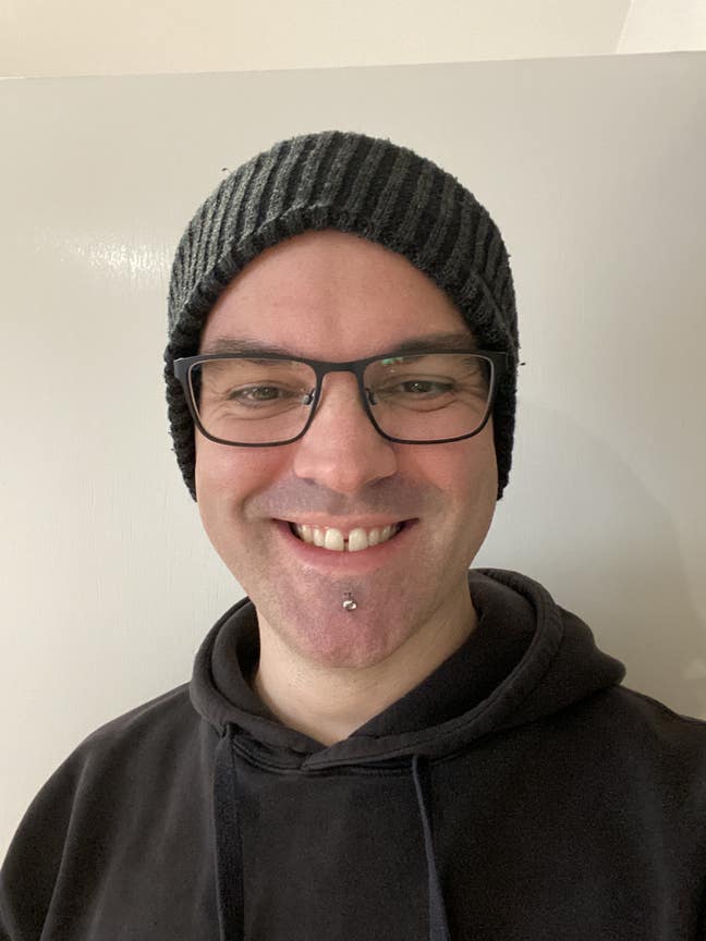 Room wanted for 2 to 3 nights a week max Main Photo