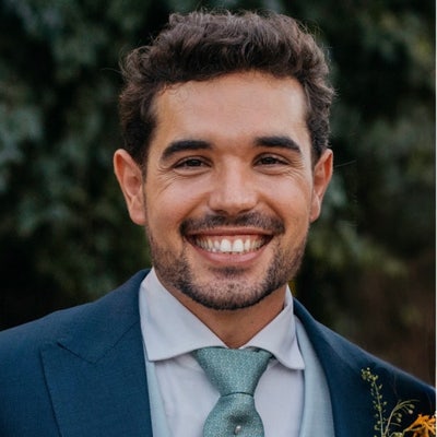 Medical Professional Seeking Short-Term Room Main Photo