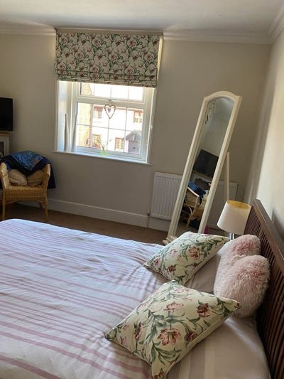 Double room in 3 bed house  Main Photo