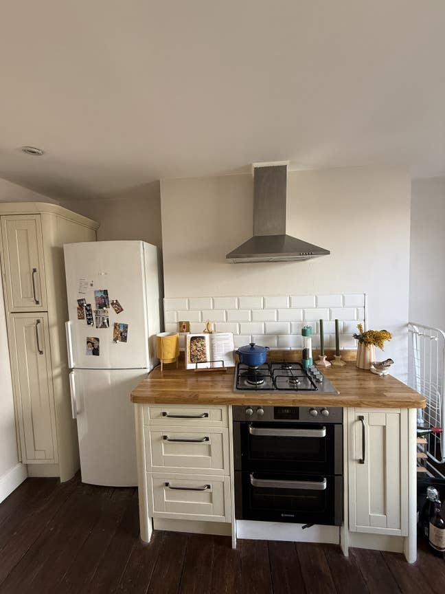 Bright & Comfortable Double Room in South East Main Photo