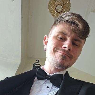 Looking room share or flat  Main Photo