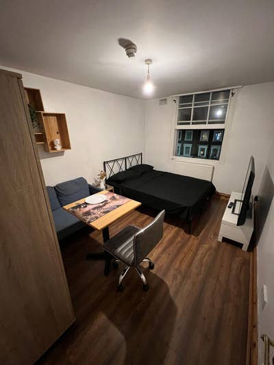 Room for rent in shared clean and cozy home for st Main Photo