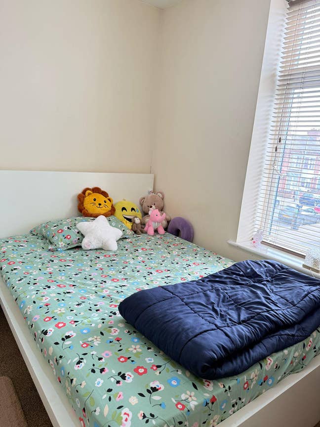 Spacious Double Room Available Main Photo