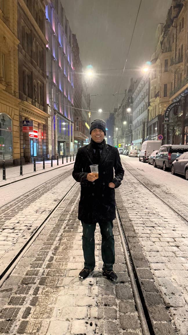 Tidy, organised and sociable! Main Photo