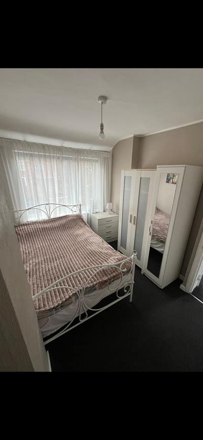 Double furnished room Main Photo