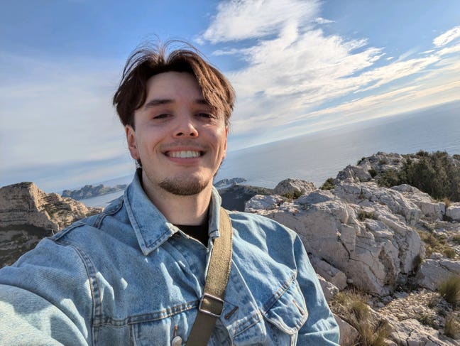 Friendly 23yo looking for house share :) Main Photo