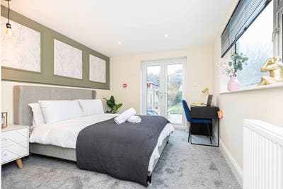 🔥Private Garden En-Suite Room - By Poole Hospital Main Photo