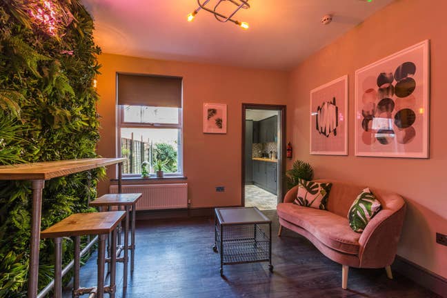 Modern NG2 Double Room - Low Deposit Main Photo