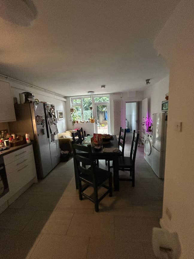 Sublet Tottenham Hale  for March Main Photo