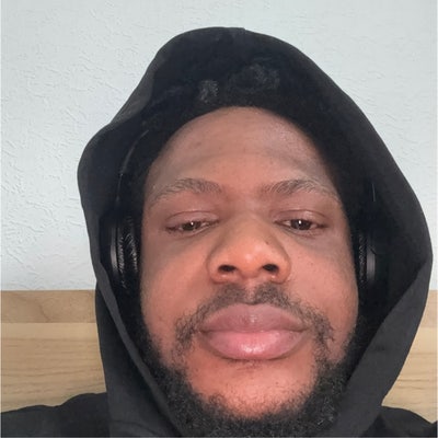 27 year old Male seeks a single or double room Main Photo