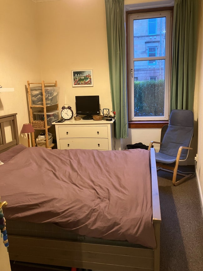 Double room in ground floor garden flat in Ibrox  Main Photo