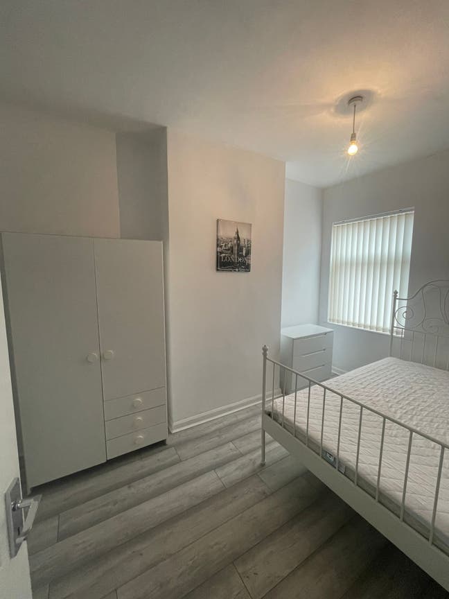 Spacious & Cosy single room for rent ST4 6EE Main Photo