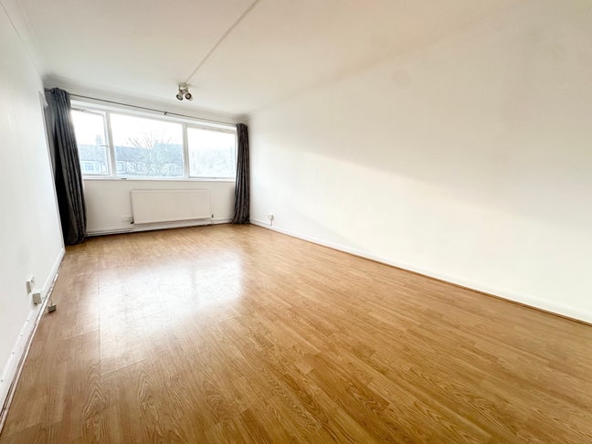 *** 1 Bedroom Flat To Rent In N22 *** Main Photo