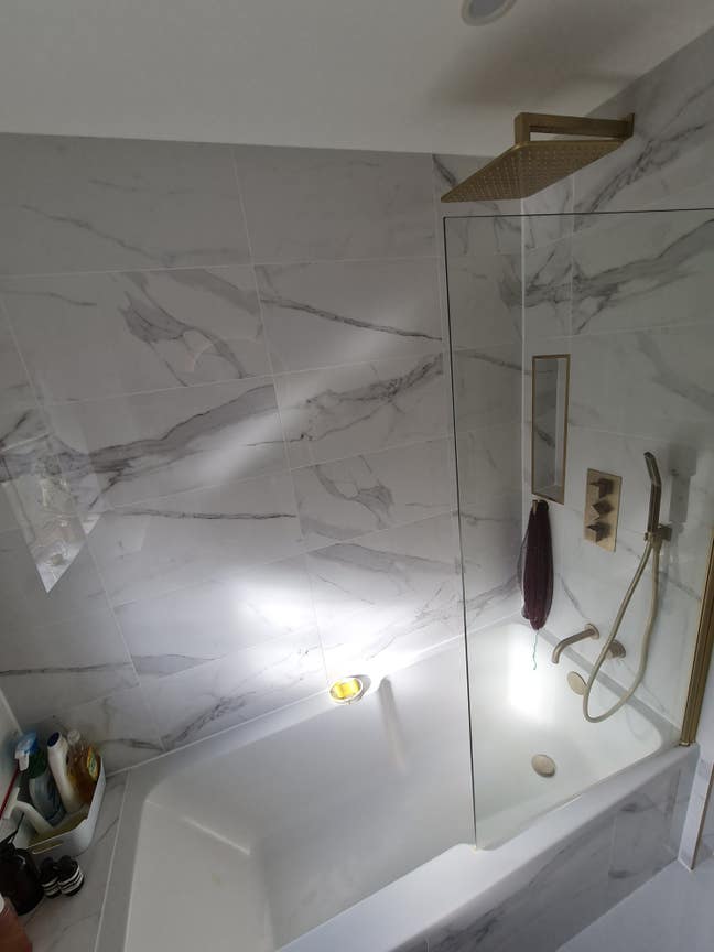 Large Double Room  Main Photo