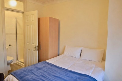 En-Suite Double in Shepherds Bush - Bill Included Main Photo