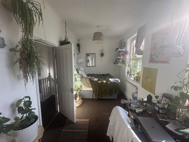 En-suite Sublet 18 Feb-4 March Hackney Central Main Photo