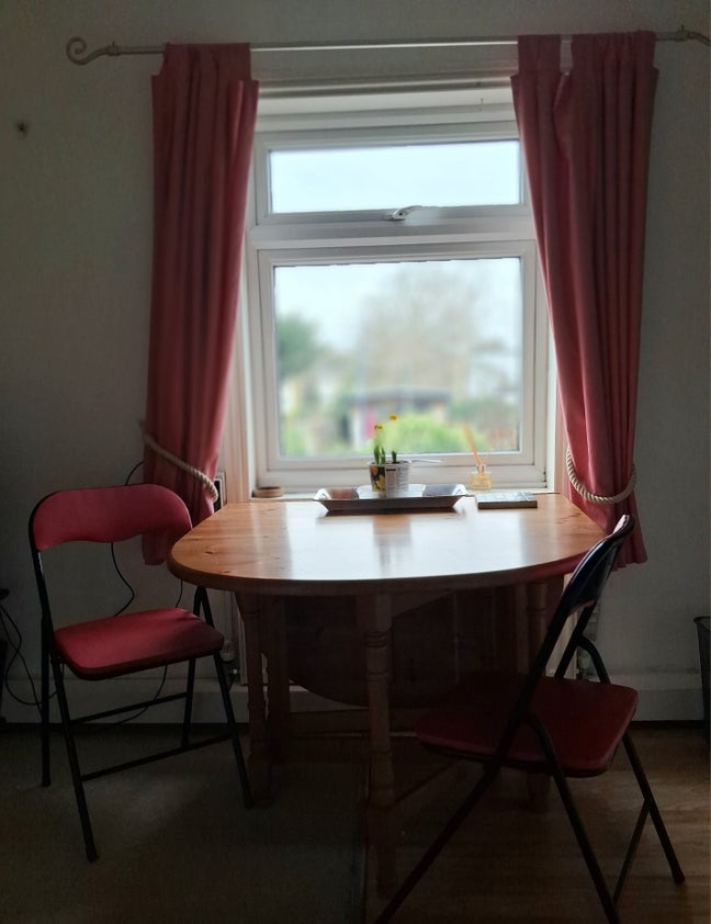 First floor flat - 2 bed shower & kitchenette . Main Photo