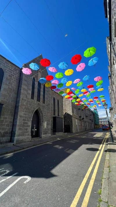 Professionals' home away from home Main Photo