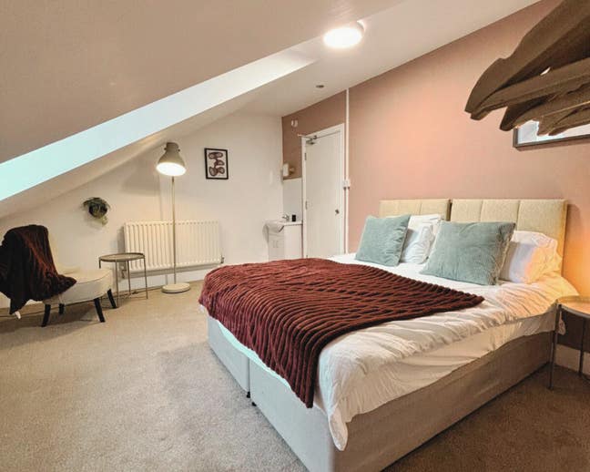 Braybrooke Terrace, Hastings: Rooms 7, 8 & 9 Main Photo