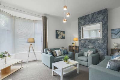 Popular Student House Main Photo