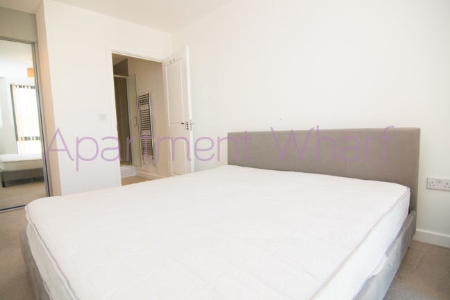 Ensuite double room, Stepney Green, London Main Photo