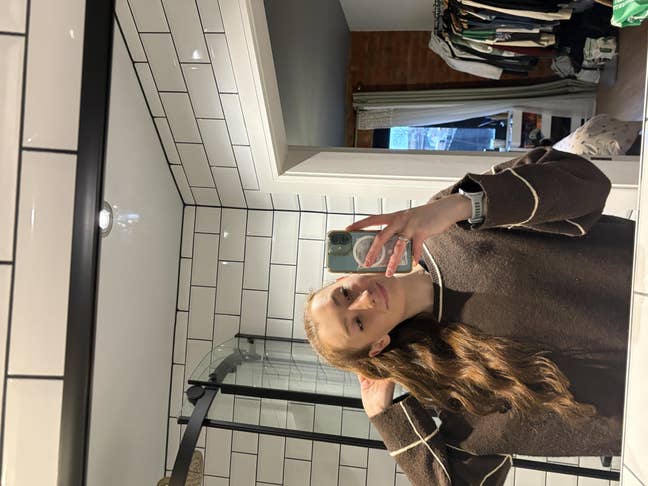 Looking for a room to rent  Main Photo