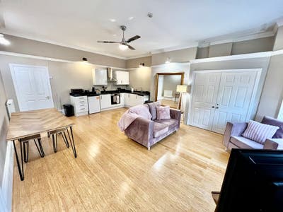 Spacious 1 bed flat in York Main Photo