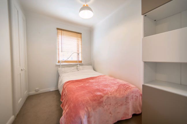 Canada Water Lovely Double room available Main Photo