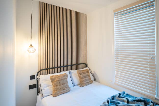 Bright Studio &pound;950 - All Bills Inc Main Photo