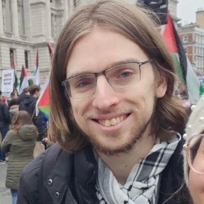 28m looking for a friendly houseshare :) Main Photo