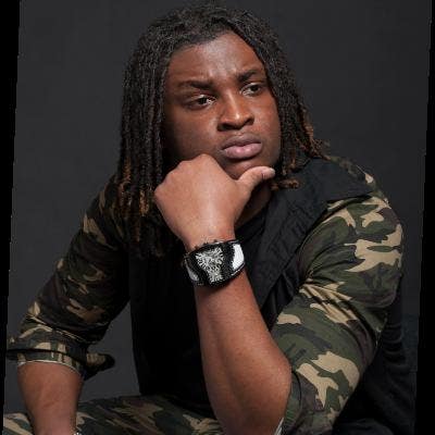 Looking for studio or flat  Main Photo