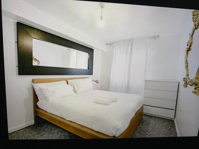 Beautiful 2 bed flat Main Photo